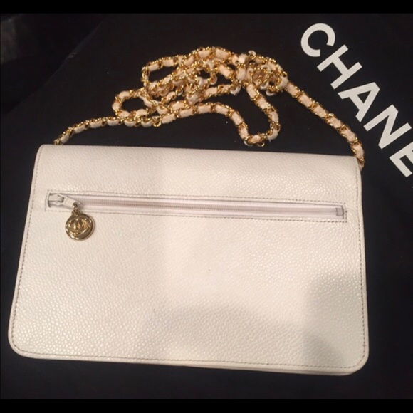 Chanel cross body - Picture 4 of 4